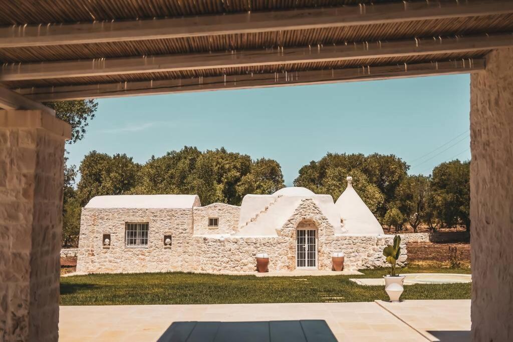 Tenuta Trullo Acquaro Ostuni Eksteriør billede
