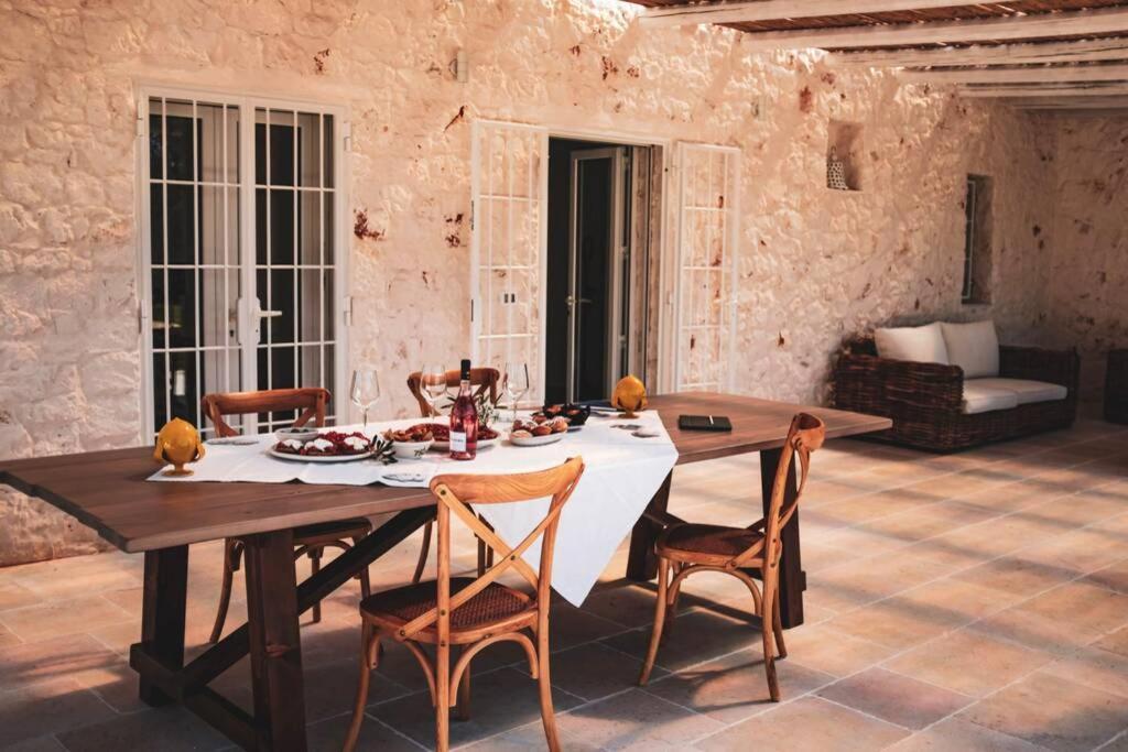 Tenuta Trullo Acquaro Ostuni Eksteriør billede