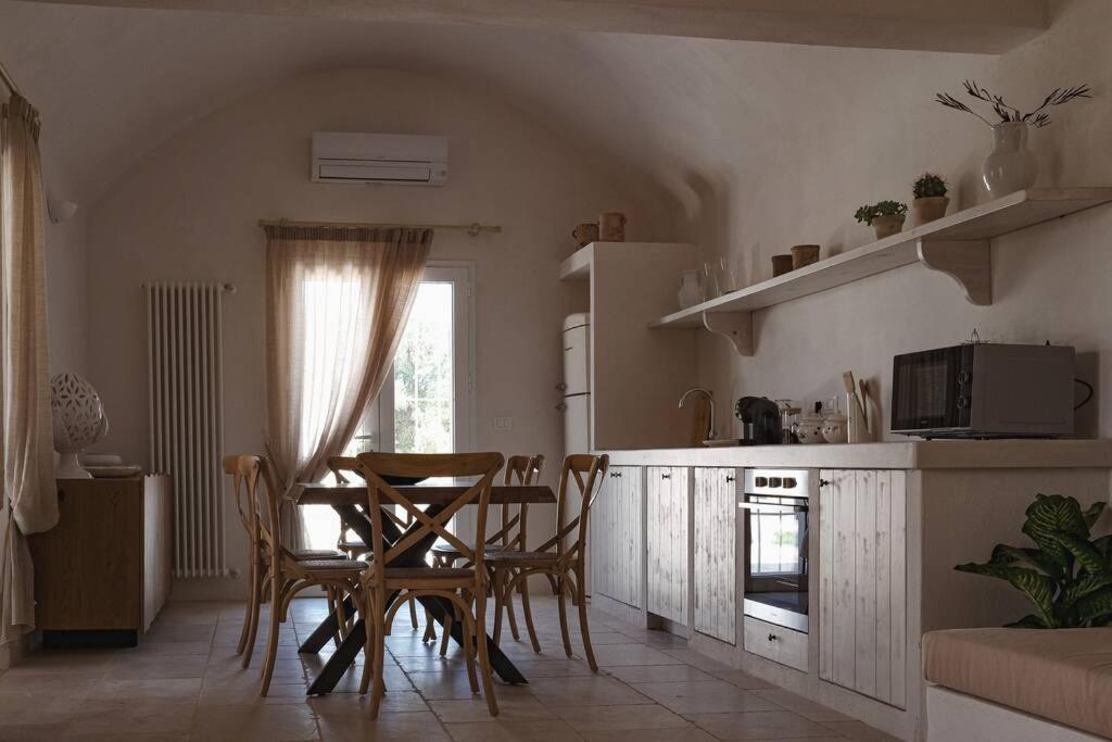Tenuta Trullo Acquaro Ostuni Eksteriør billede